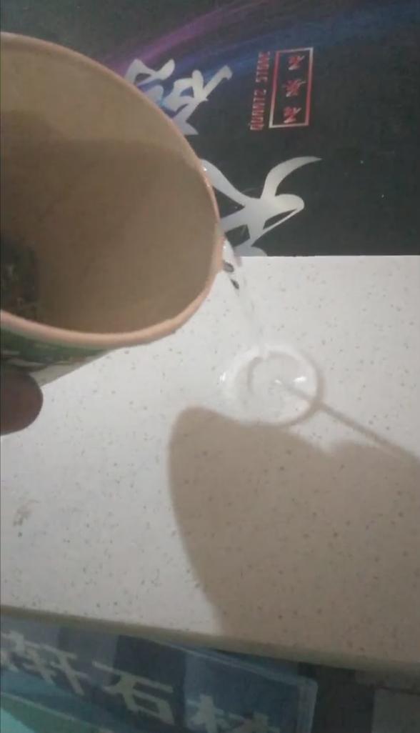 橱柜石英石台面有好坏吗,厨房台面石英石质量怎么鉴别