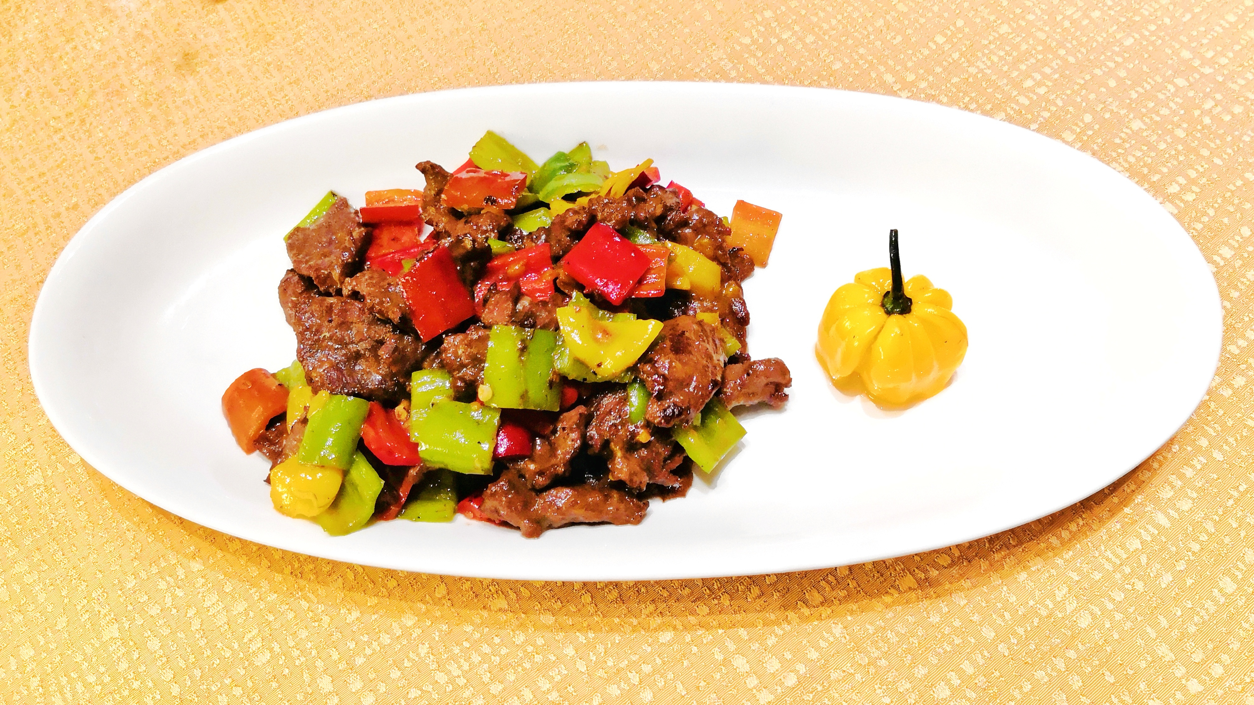 都是网红惹的祸，三亚万丽为何被称为最适合父母和宝宝住的酒店？