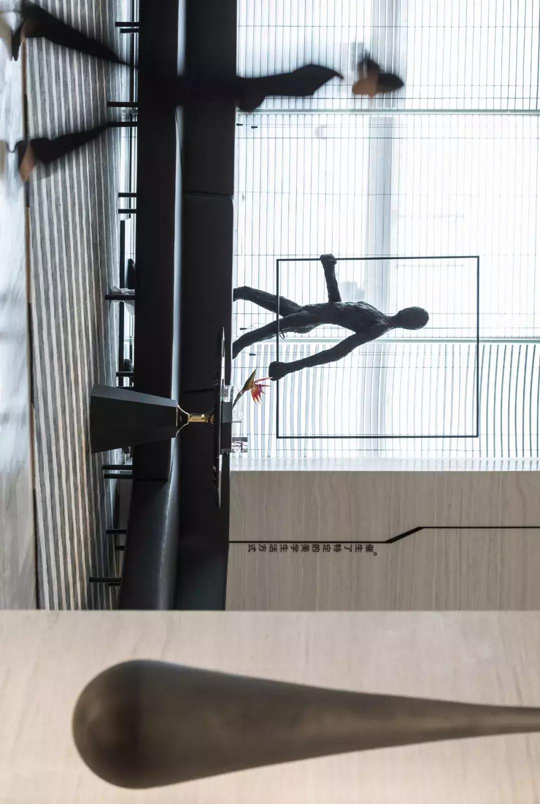 极简风高级感配色方案,高级灰意式极简沙发