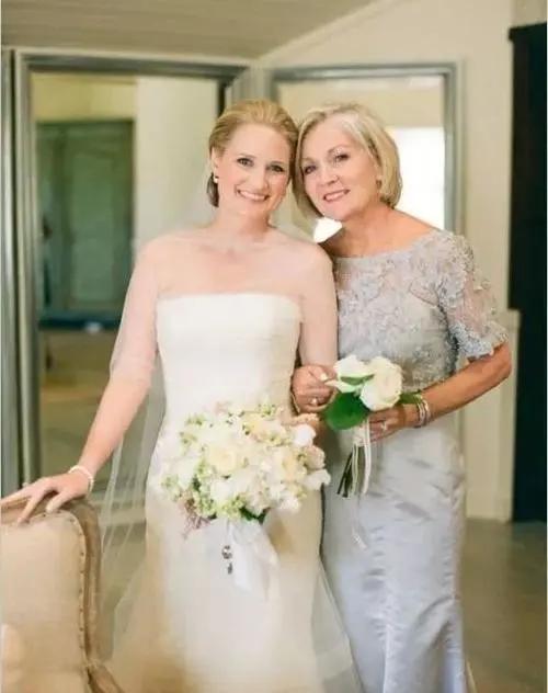 妈妈装推荐50-60岁参加婚礼,结婚妈妈装怎么选
