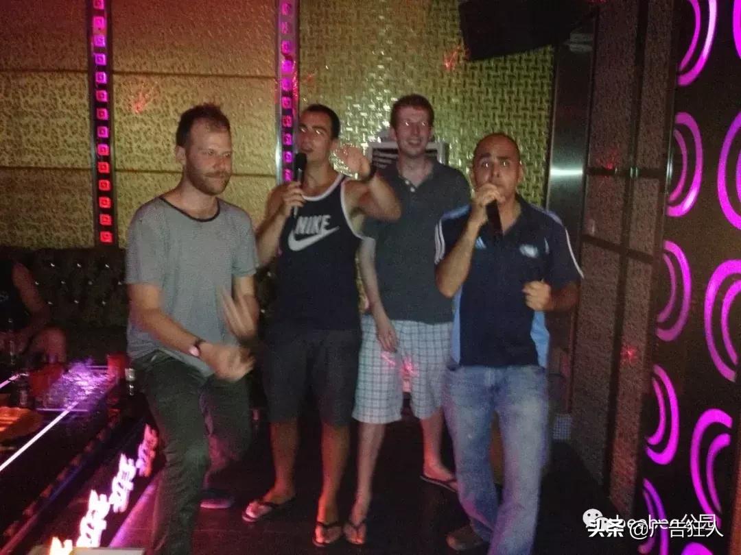 为啥外国人喜欢去夜店,为什么老外喜欢到中国