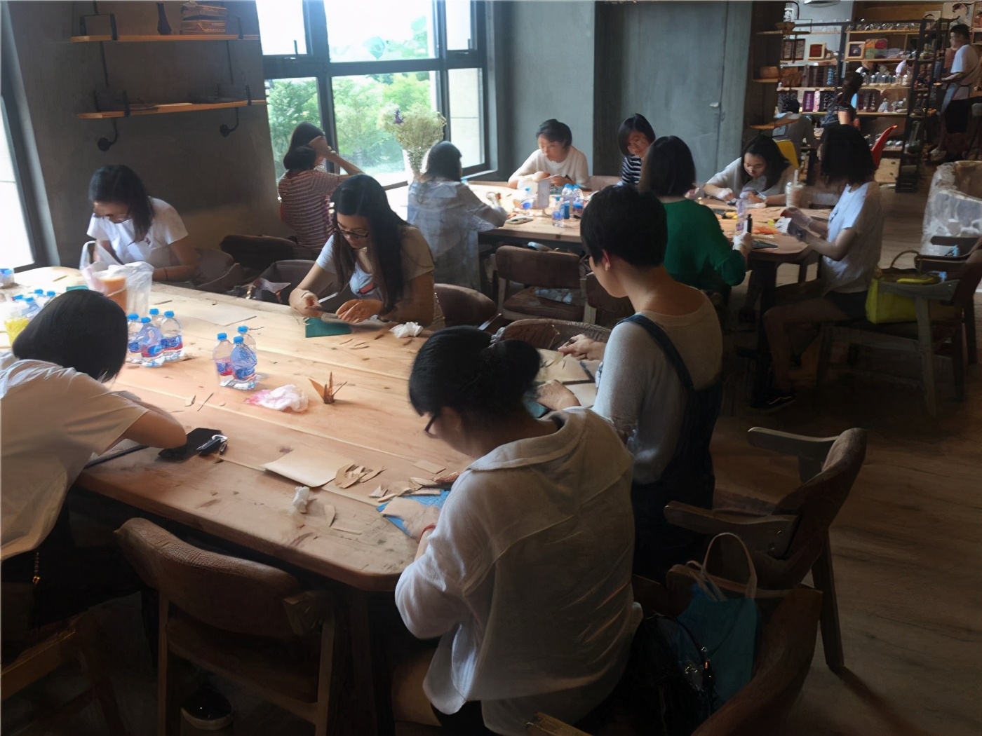 EKON手作创业加盟创意儿童陶艺乐园皮艺DIY活动