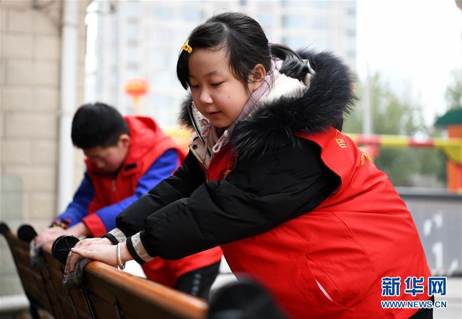 雷锋精神我传承的手抄报,以实际行动弘扬党性修养