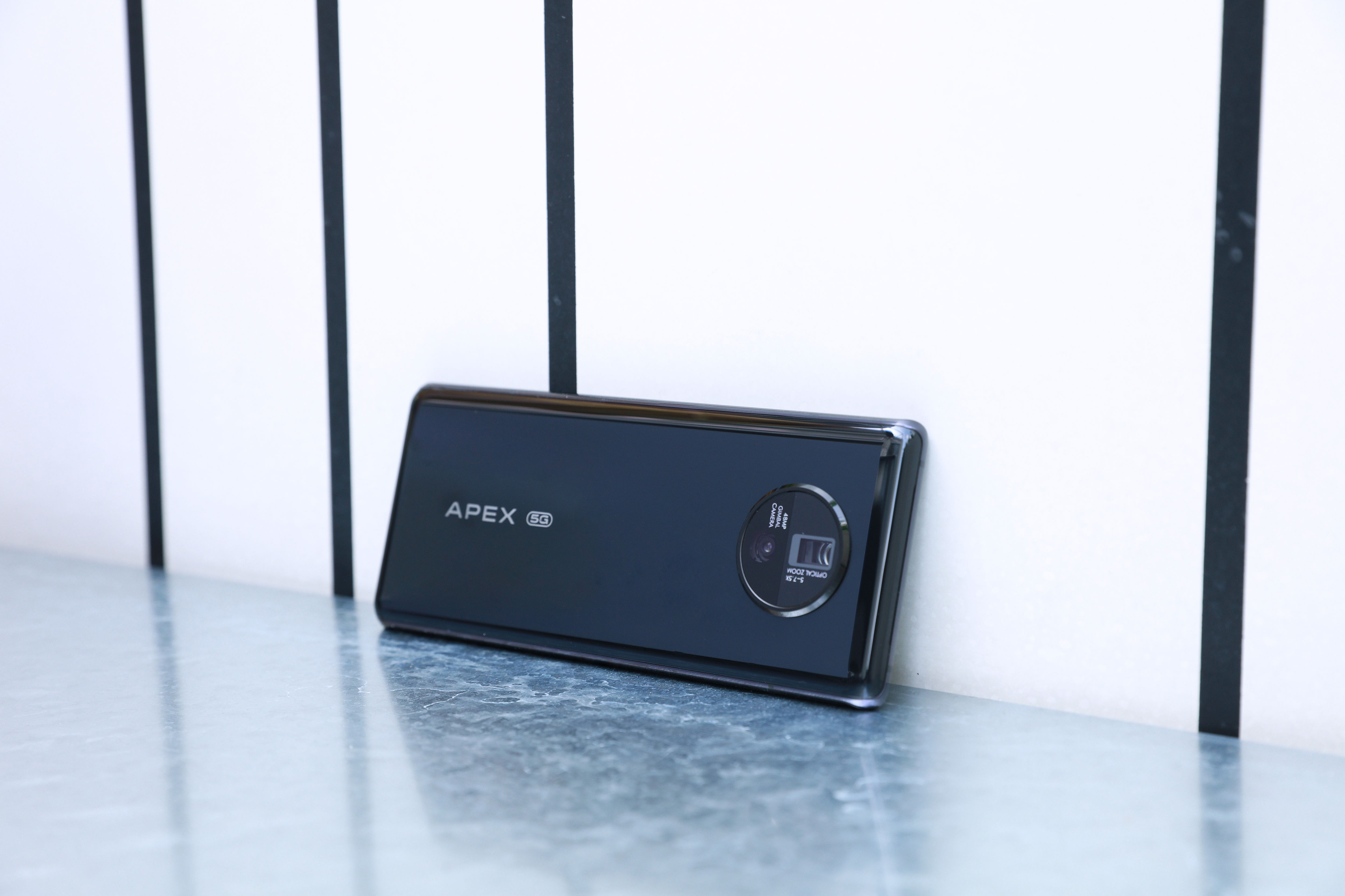 把云台融入到手机里,把云台装到手机里面