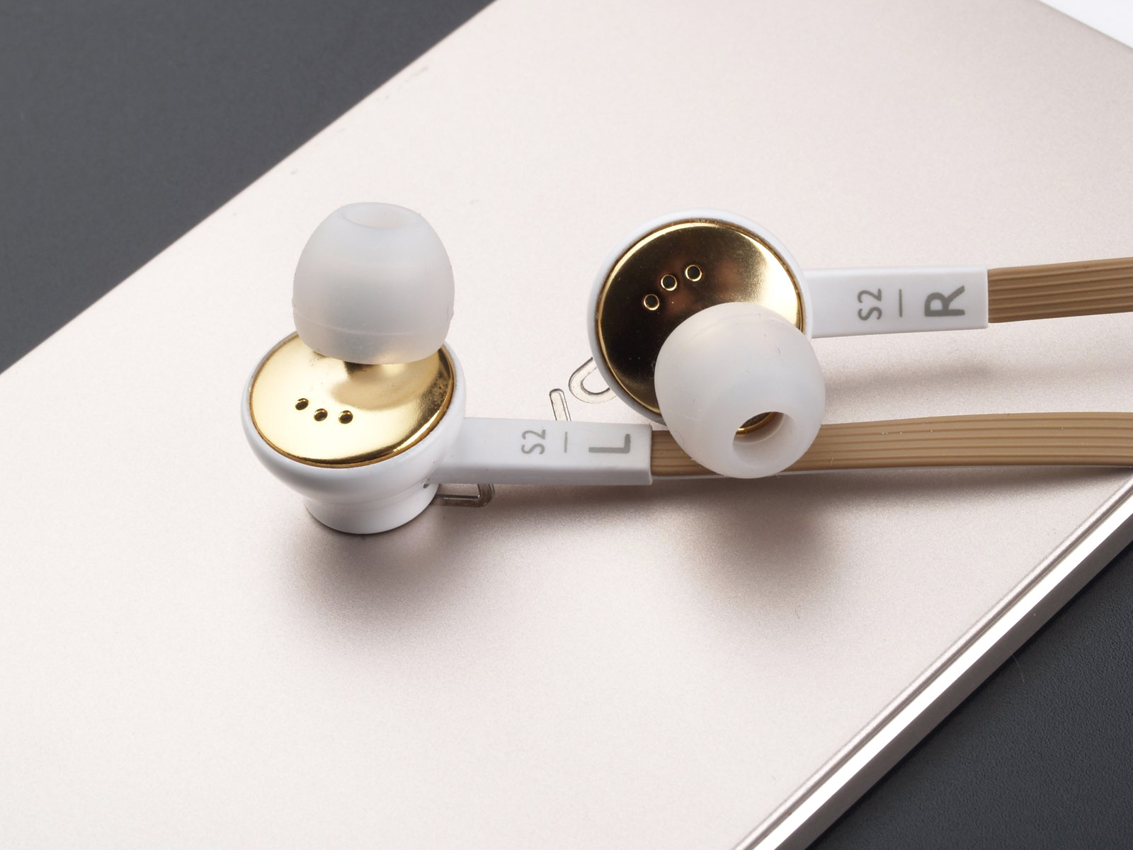 2021最值得入手的有线耳机,百元价位比较值得入手的耳机