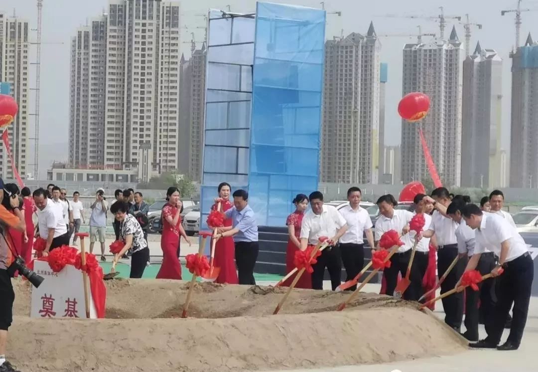 兰州奥体中心能容纳多少人,兰州奥体中心哪个位置好