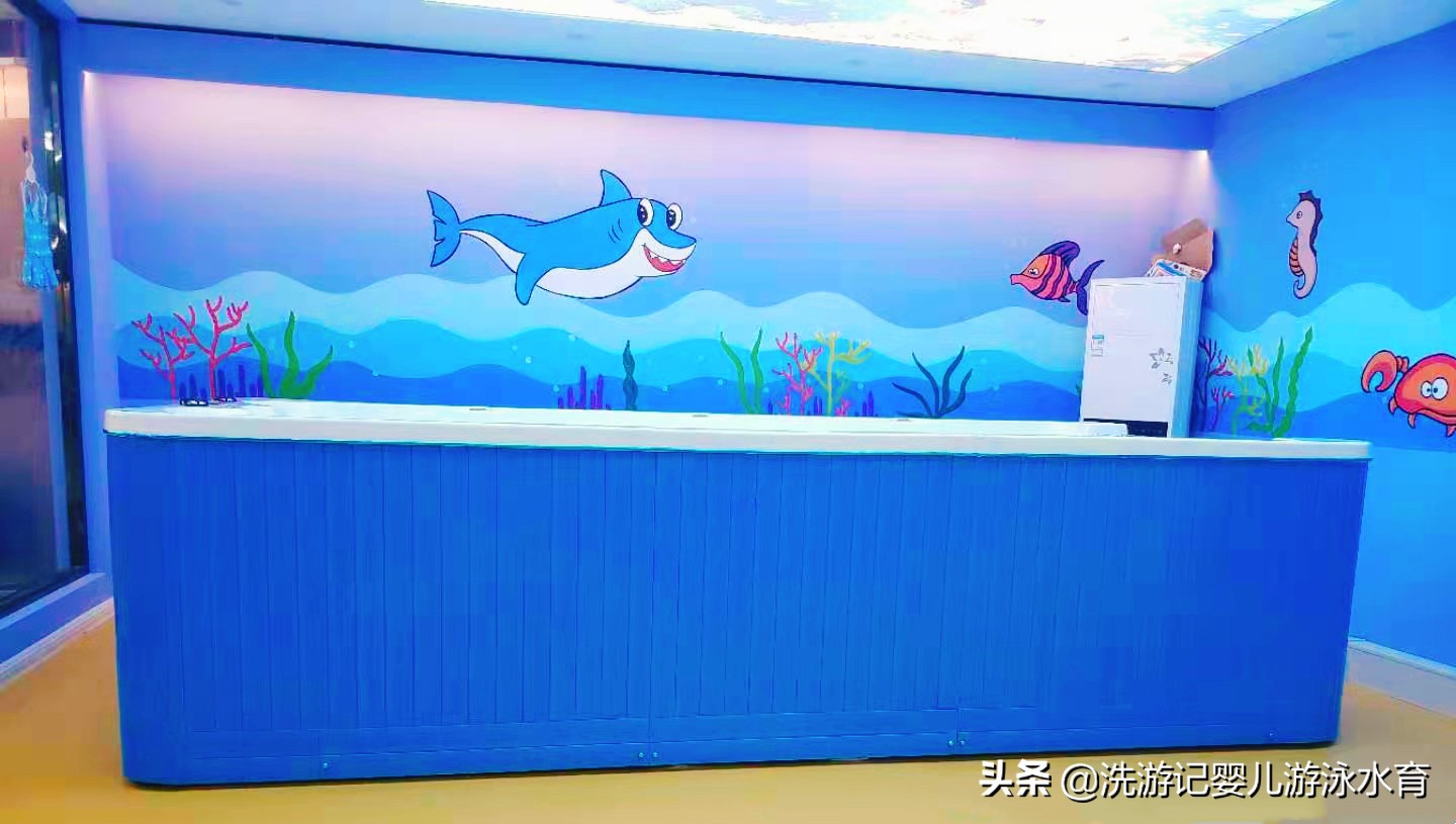 宝宝游泳馆加盟好还是自己开好,怎么才能开一个赚钱的儿童游泳馆