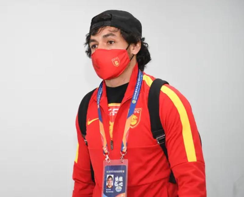 高拉特国足首发,高拉特亚冠最佳球员