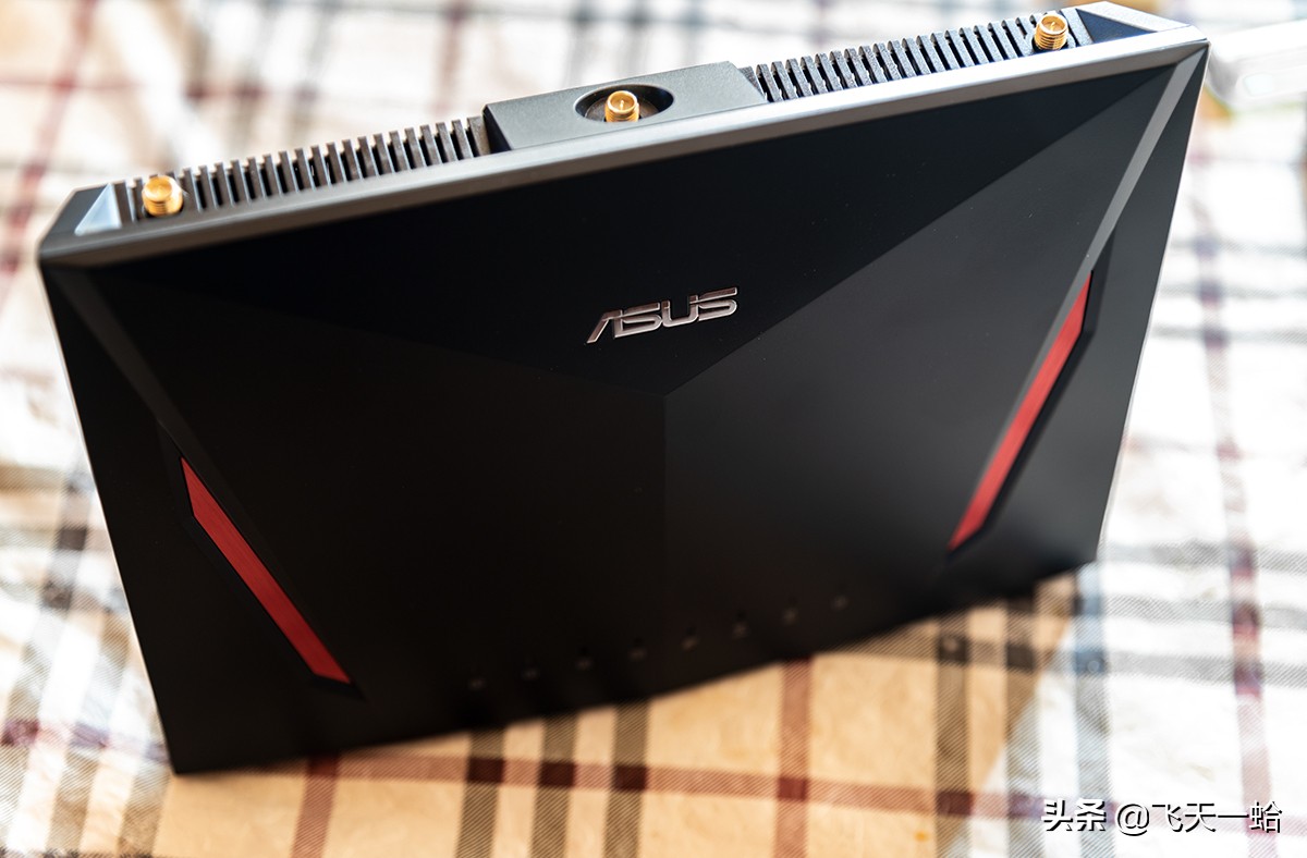 华硕路由器ac86u和ac88u哪个好,换了wifi6路由器反而速度慢了