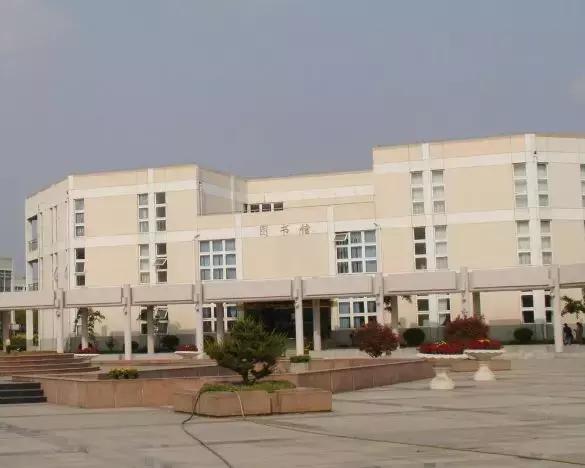 江浦高级中学是公办学校吗,江苏省江浦高级中学怎么样