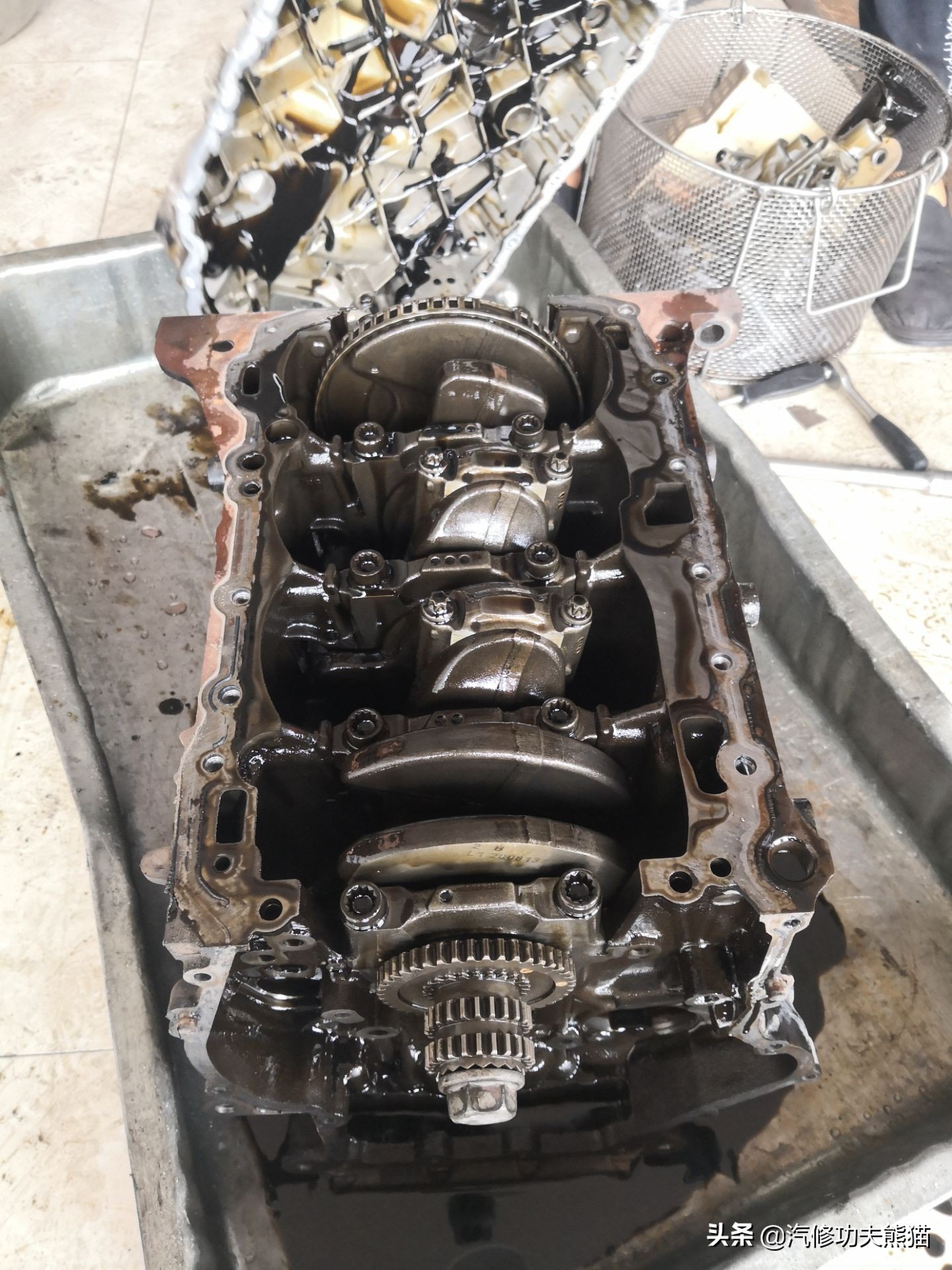 大众cc烧机油一般问题出现在哪里 (大众cc烧机油是什么表现)