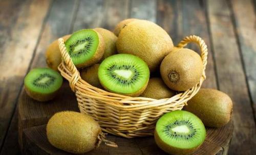 天生皮肤黑最快美白办法,皮肤黑用什么化妆品美白最快