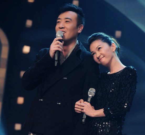 于和伟：幼年丧父，母亲45岁生他，25岁娶初恋，对女儿亏欠最大