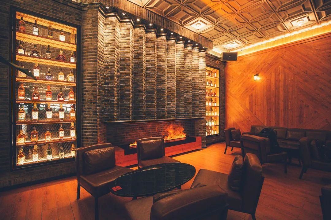 闂．,闂．瀵诲厜涔嬫梾