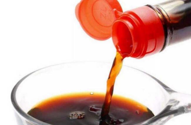 油烟机脏了！聪明人都这样清洗，管用又简单，干净得跟新买的一样