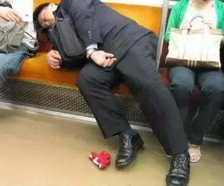 穷人的穷字能组什么词,穷人的穷字怎么组词二年级