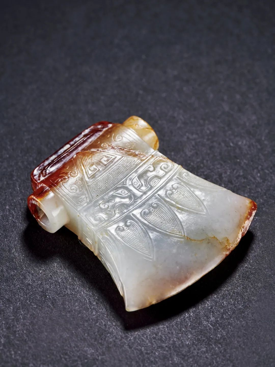 古天一2003年秋拍玉器成交记录,2023年竞价过亿拍品成交现场