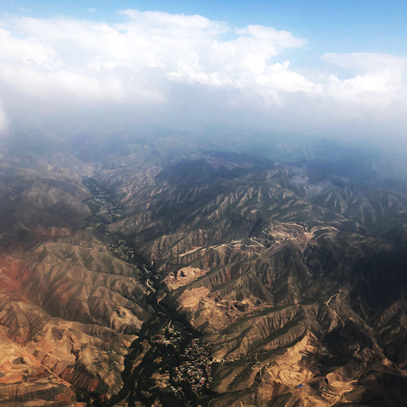 茶卡盐湖天空之镜离青海湖多远,大西北茶卡盐湖翡翠湖