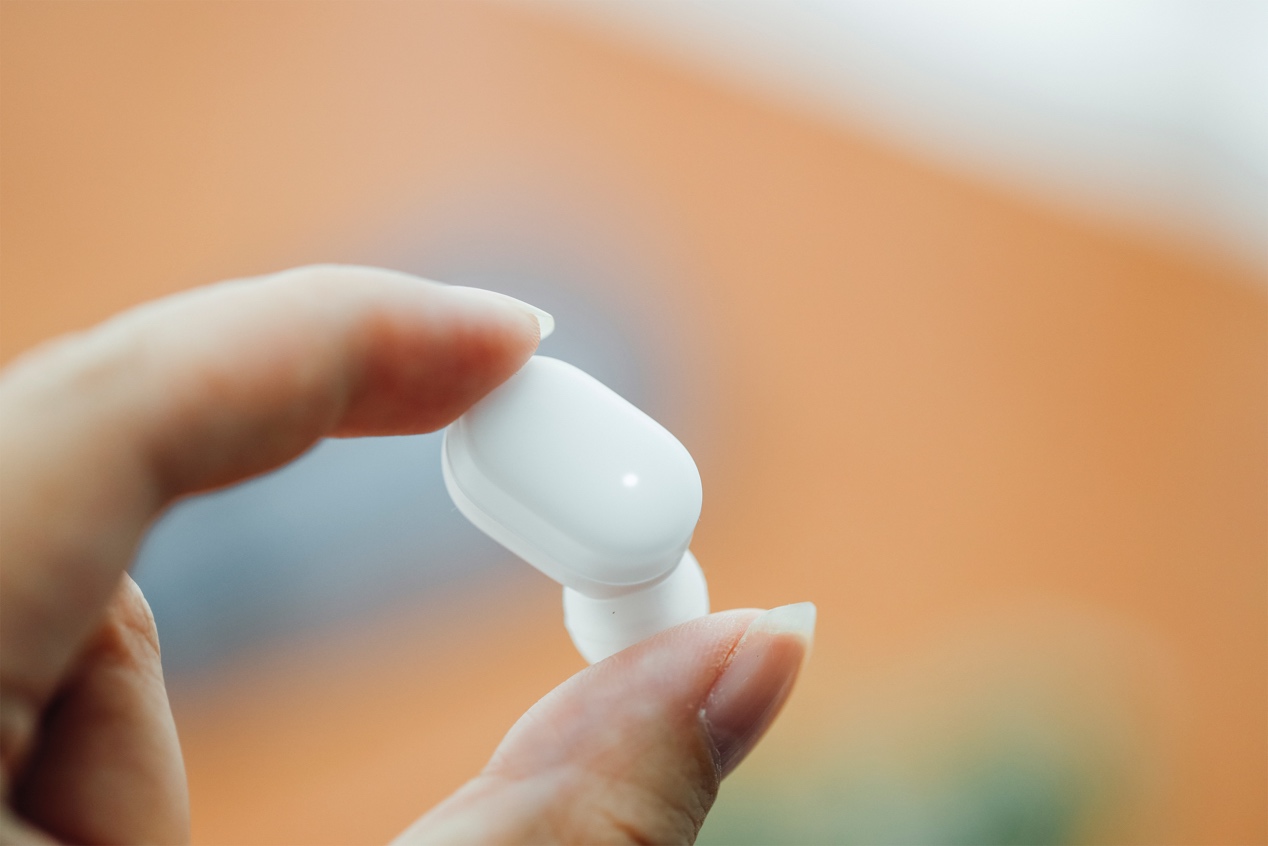 红米蓝牙耳机airdots3青春版评测,小米耳机airdots青春版使用说明书