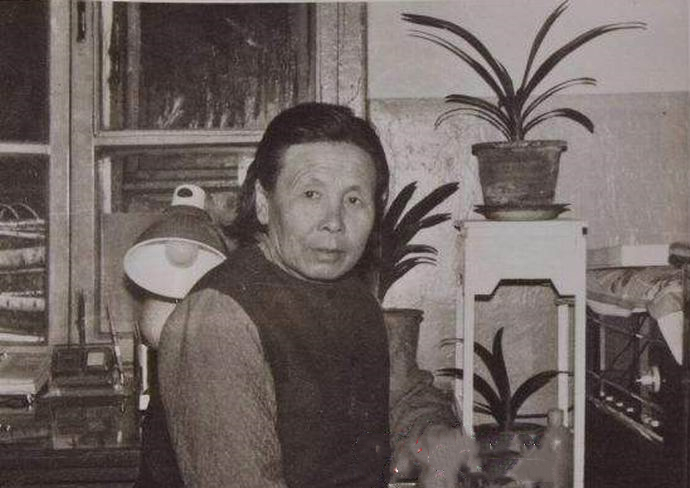 当年东北炒作君子兰,80年代炒作君子兰