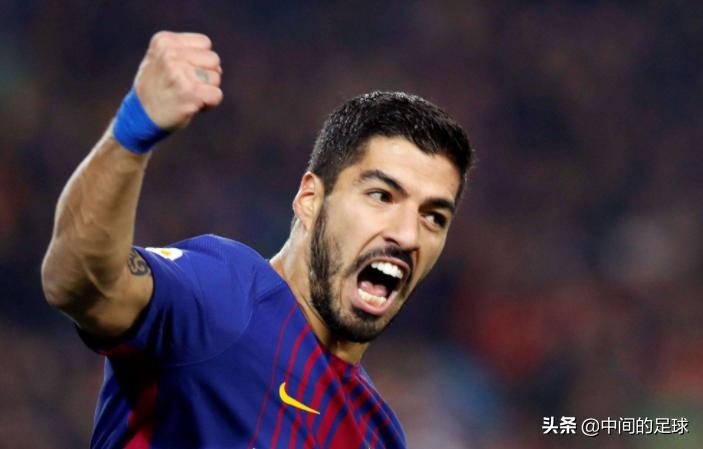 有一个很强的前锋打什么战术,有一种前锋叫诺伊尔