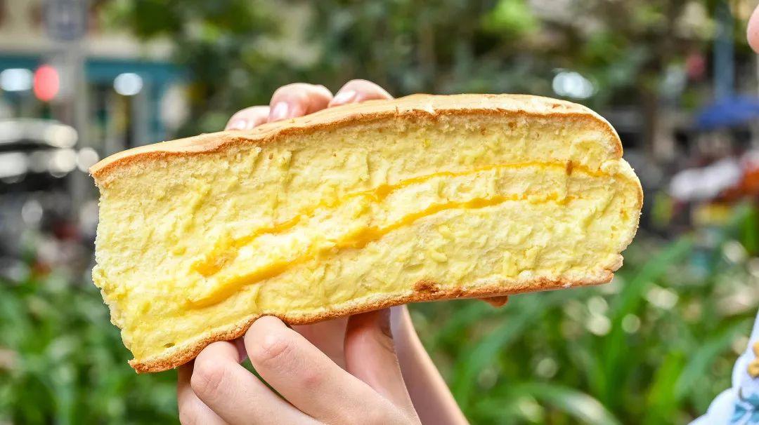 抖臀3兄弟，自带爆浆特效，香了一条街，不允许你没吃过