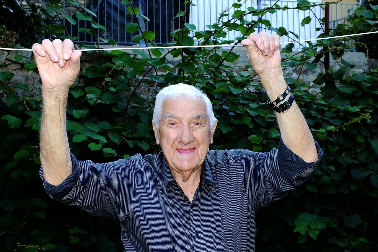 长命百岁不一定是好事,长命百岁未必是福