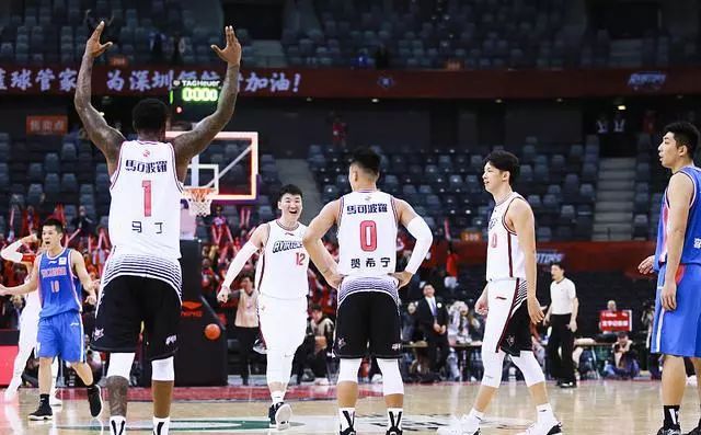 深圳队1.7绝杀,cba深圳队杨林祎绝杀