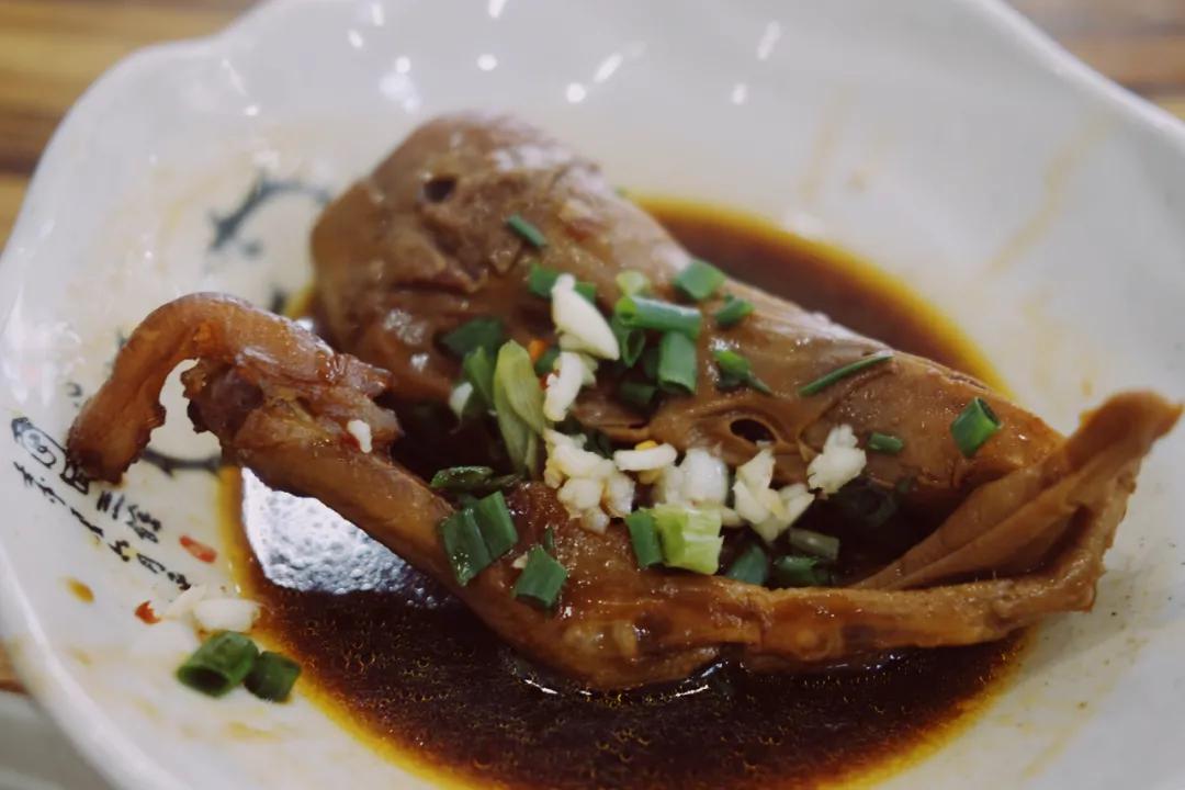 每顿人均20块，坐高铁来这座浙西小县城吃个过瘾