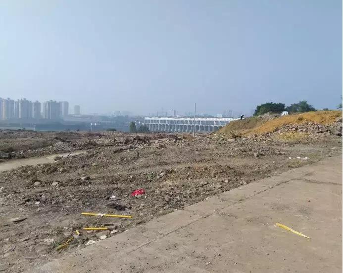 南充：13日上午三宗土地成功出让，成交价最高443万/亩