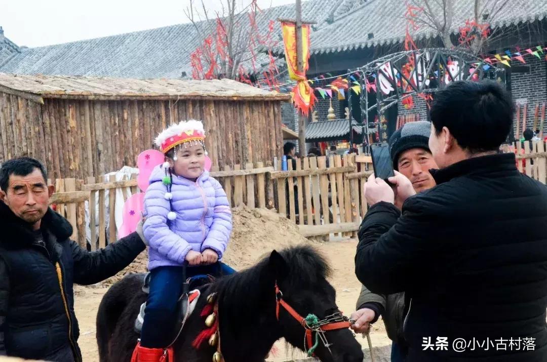 今年花灯庙会在哪里 (山东庙会花灯哪里好玩)