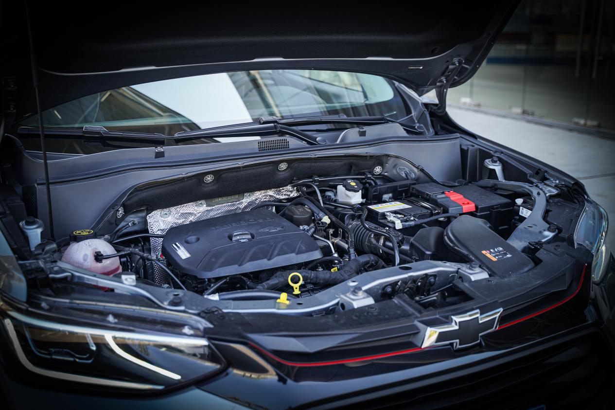 雪佛兰创酷2019款335t潮版讲解,雪佛兰创酷2019款335t尊版