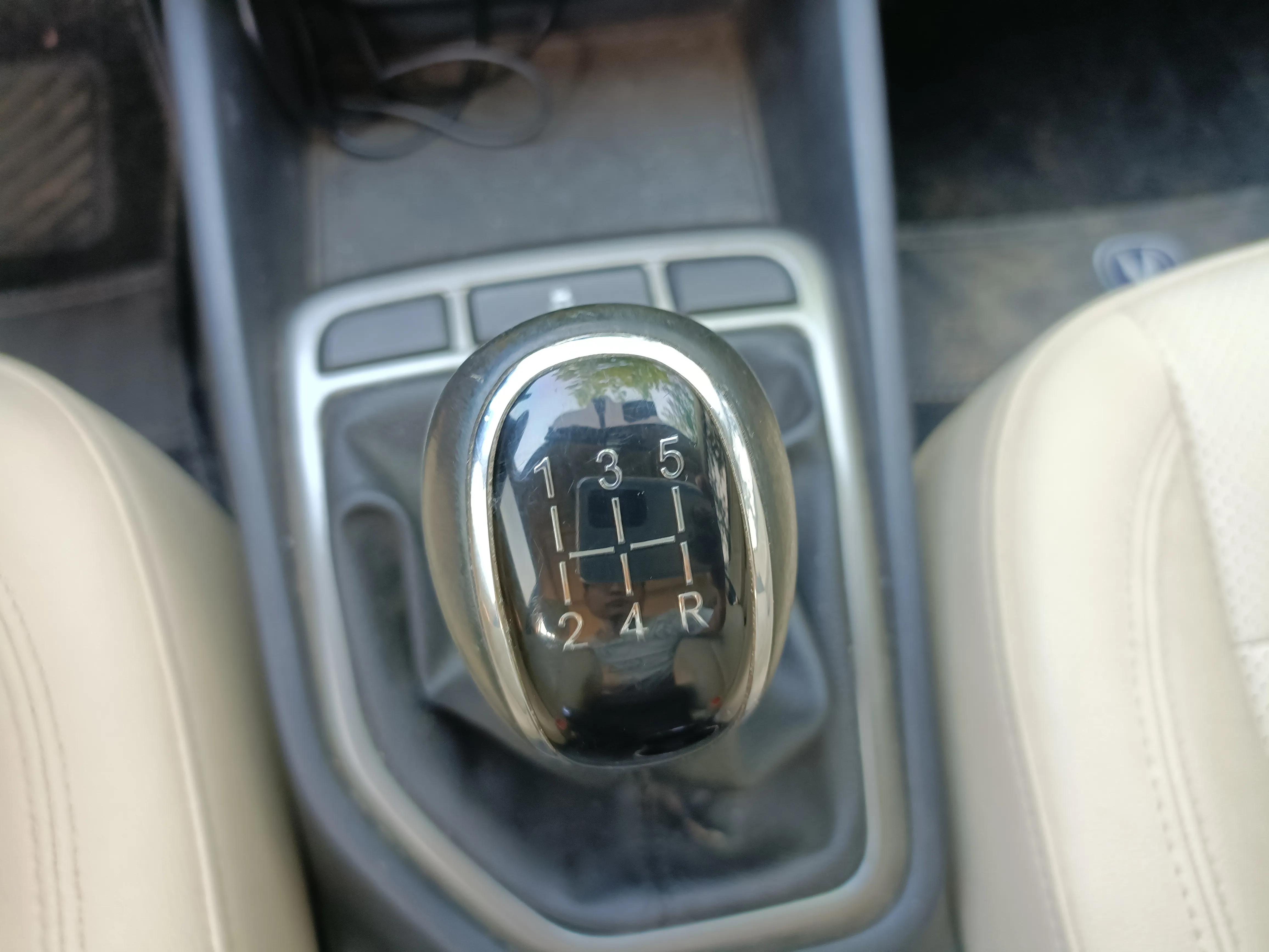 2015款逸动外观内饰整备,长安逸动2016款骏酷型评测