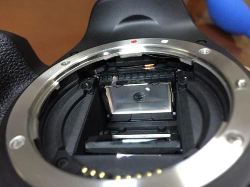 卡片相机镜头内部进灰怎么清理,镜头进灰清理一次多少钱