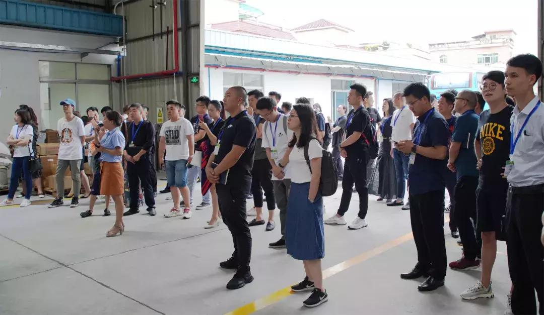 50家连锁茶饮创始人齐聚广州听小马宋、姚哲等分享定位学