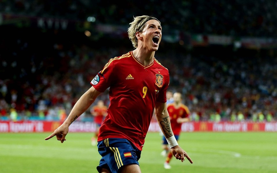 费尔南多托雷斯马竞,足坛人物志费尔南多托雷斯