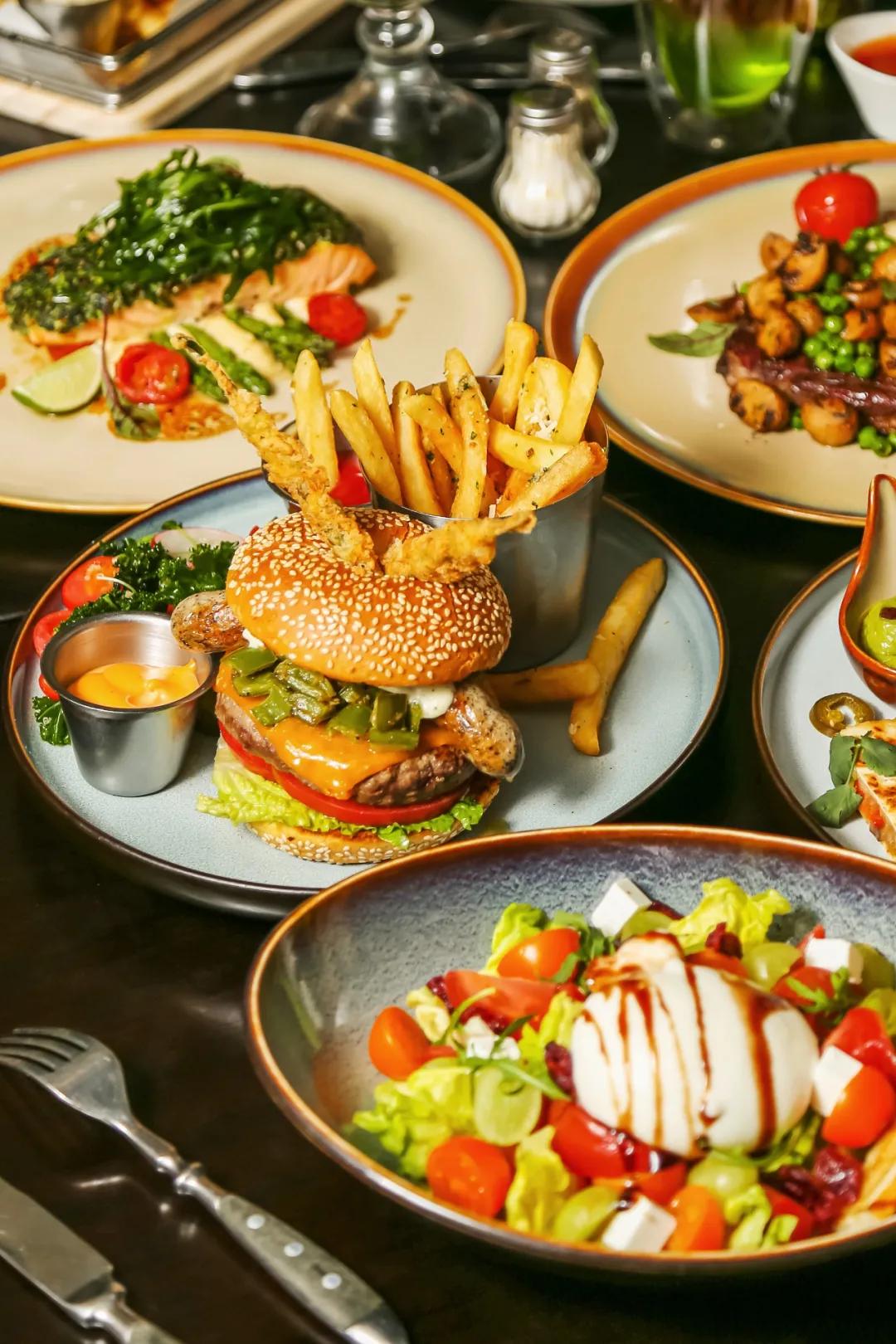 没想到,我竟被1个汉堡电到了……