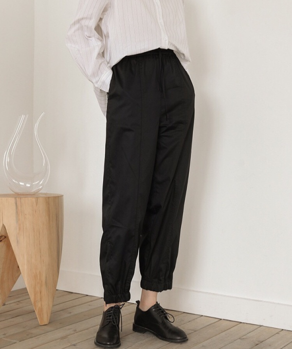 嫌腿粗的裤子怎么穿,如何选择与自己腿型适配的裤子