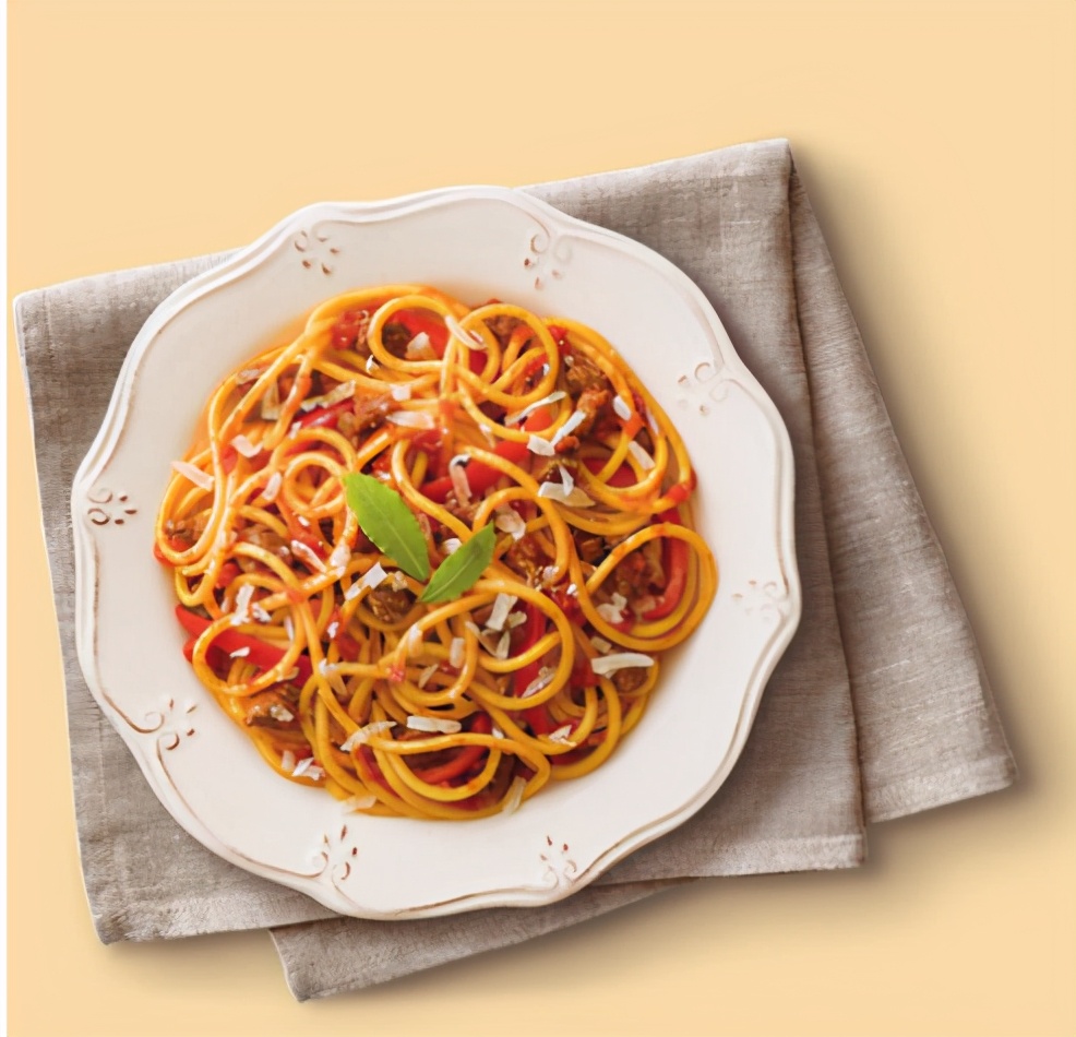 90后美女开咖啡馆赚够3000万,90后美女开餐饮一年120家