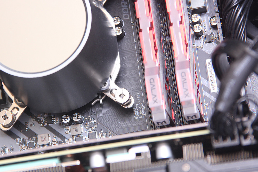 九州风神240堡垒水冷,九州风神冰堡垒240水冷安装方法