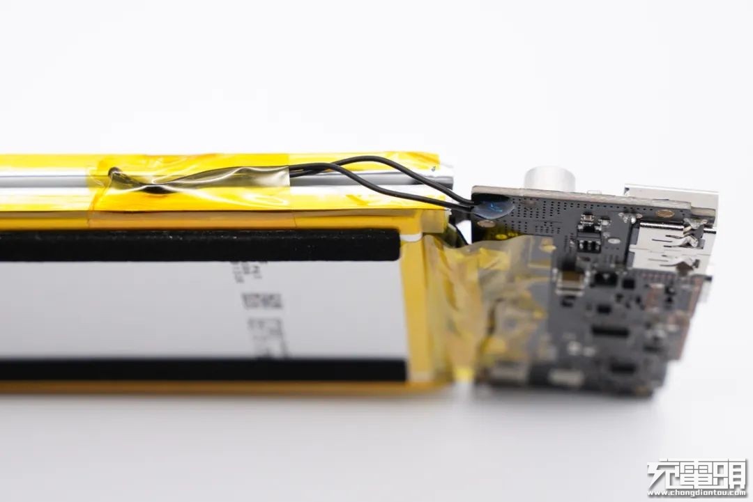 三星note10无线充电拆解,三星25w移动电源