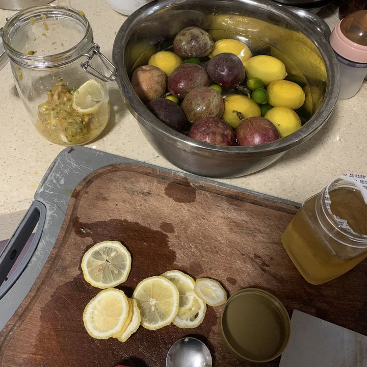 百香果蜂蜜柠檬茶减肥吗,百香果蜂蜜柠檬茶真的能美白吗