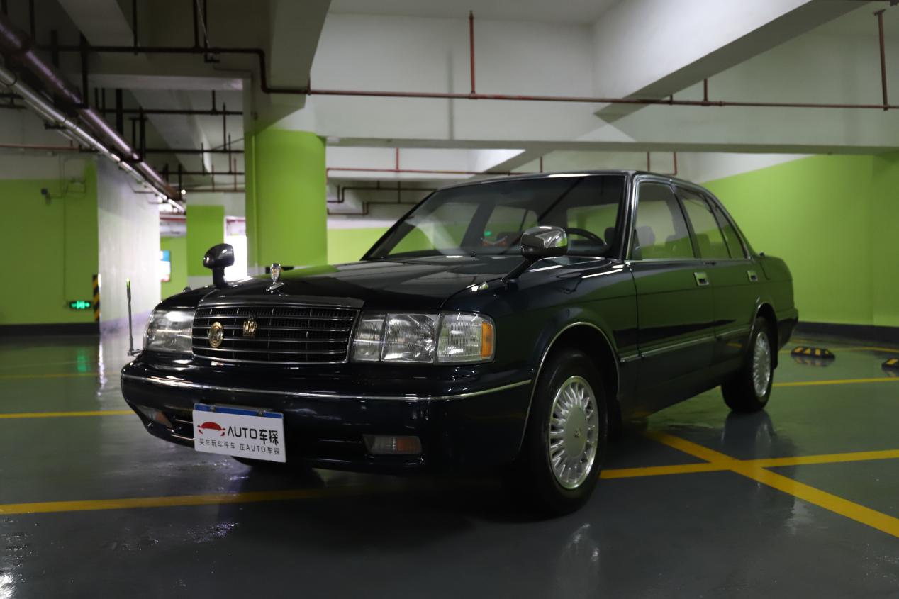 尽管饱经沧桑，但仍风采依旧！重温90年代丰田荣耀——皇冠133