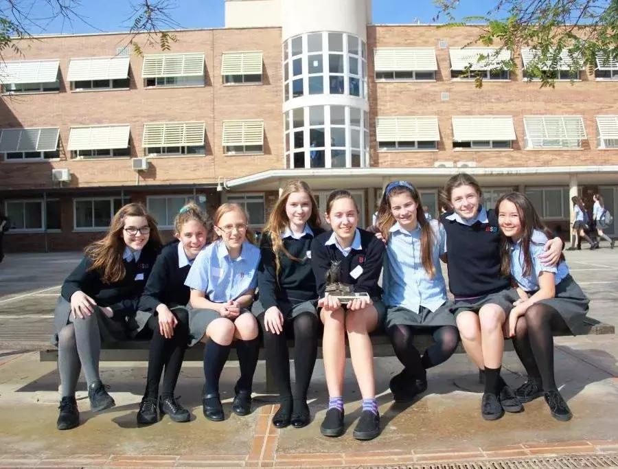 国内的贵族学校，并不是孩子最好的归宿