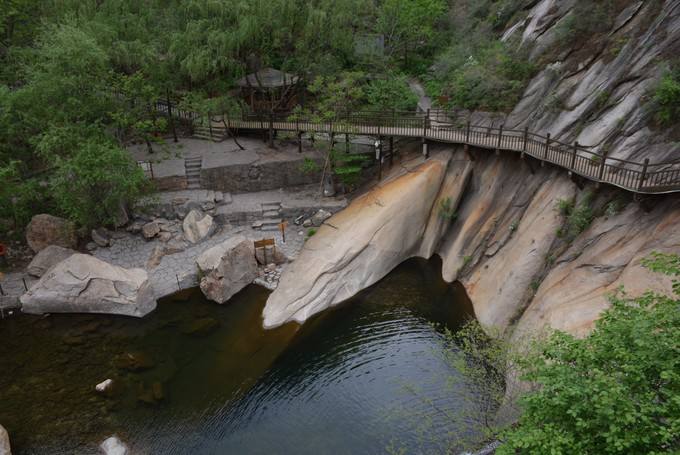 千姿百态大自然的鬼斧神工,黑龙潭神奇之处