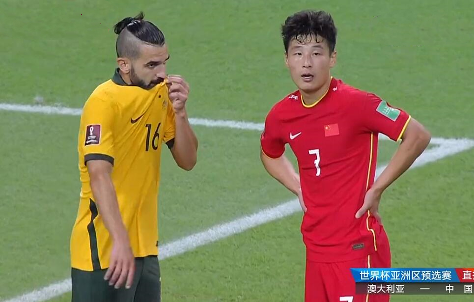 王燊超停球10米动图,王燊超停球名场面