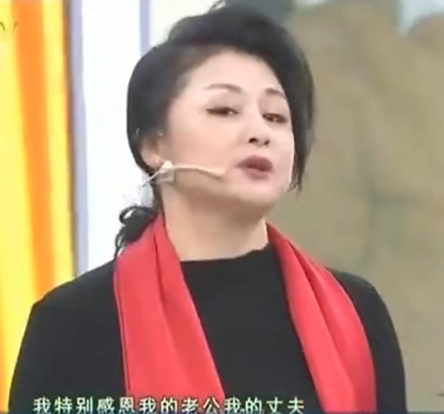 谢大脚于月仙与赵本山的关系,赵本山于月仙演谢大脚