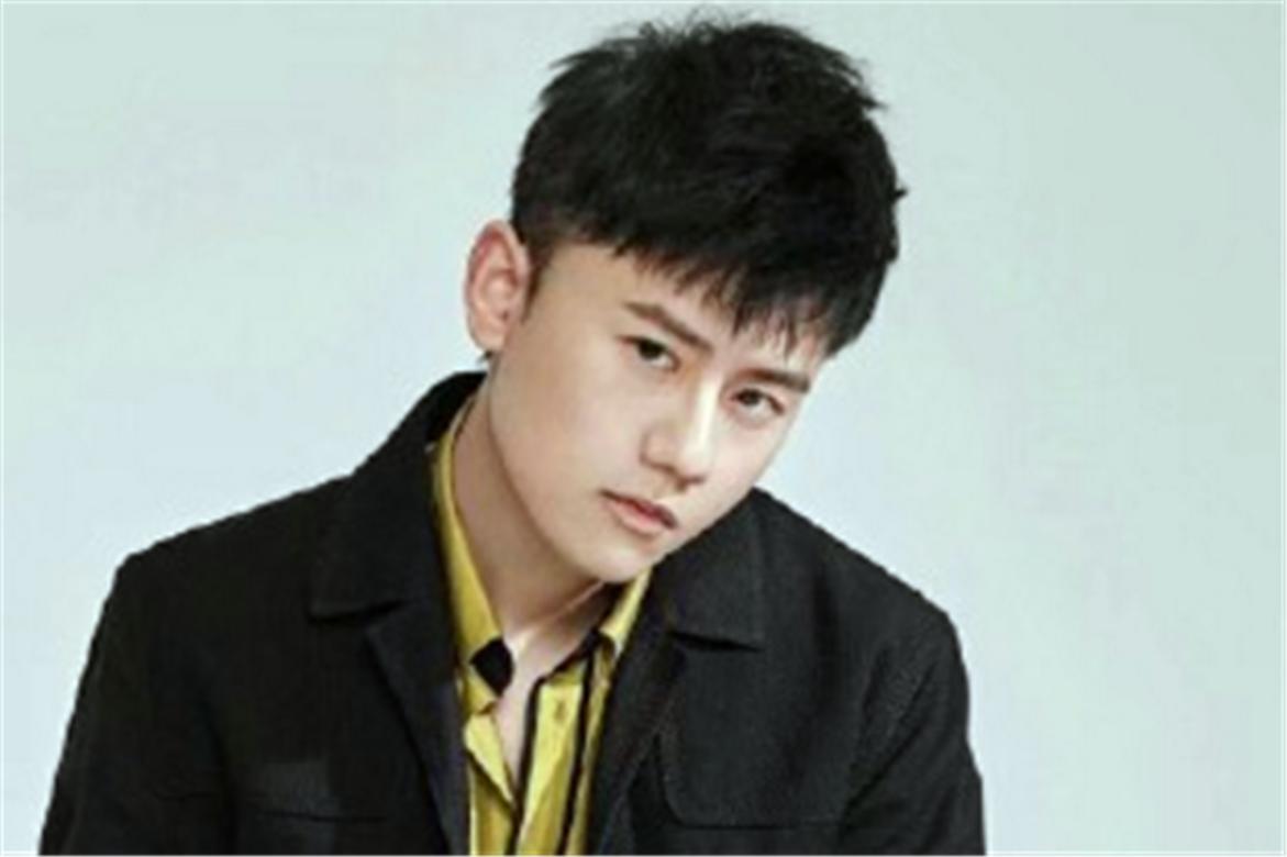 张杰朱亚文综艺节目真心英雄,张杰说四川话与朱亚文