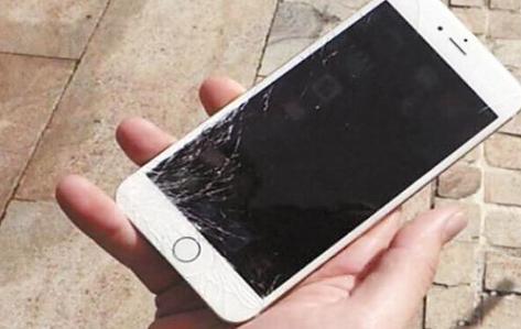 能不贴钢化膜直接贴水凝膜吗,贴水凝膜需不需要贴钢化膜