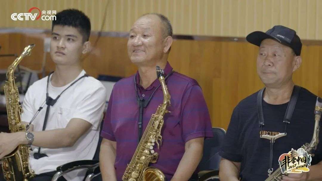 “曹县梗”出圈背后,这些小镇支撑起了全球乐器市场的中国制造